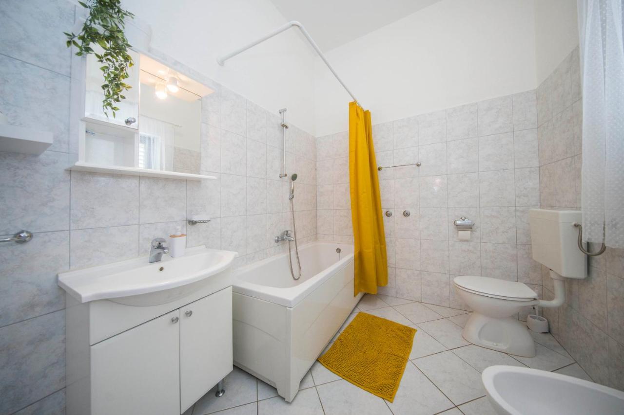 3 Bedroom Apartment Antonio Kaštela 外观 照片
